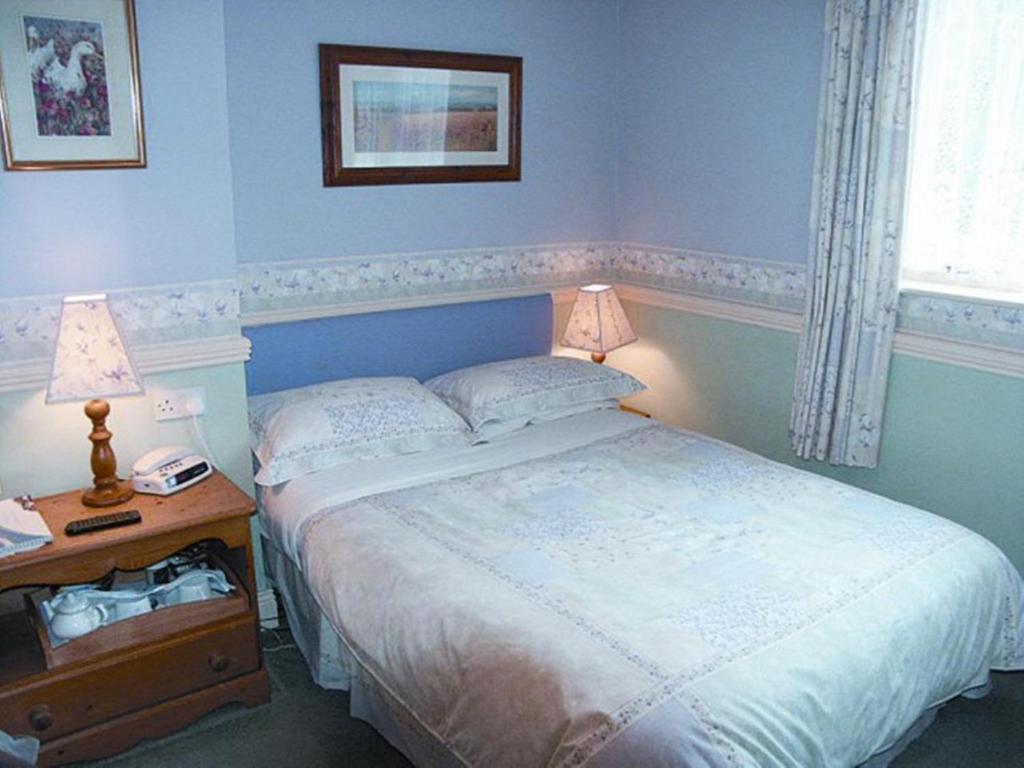 Compton House Bed & Breakfast Ashbourne  Bagian luar foto